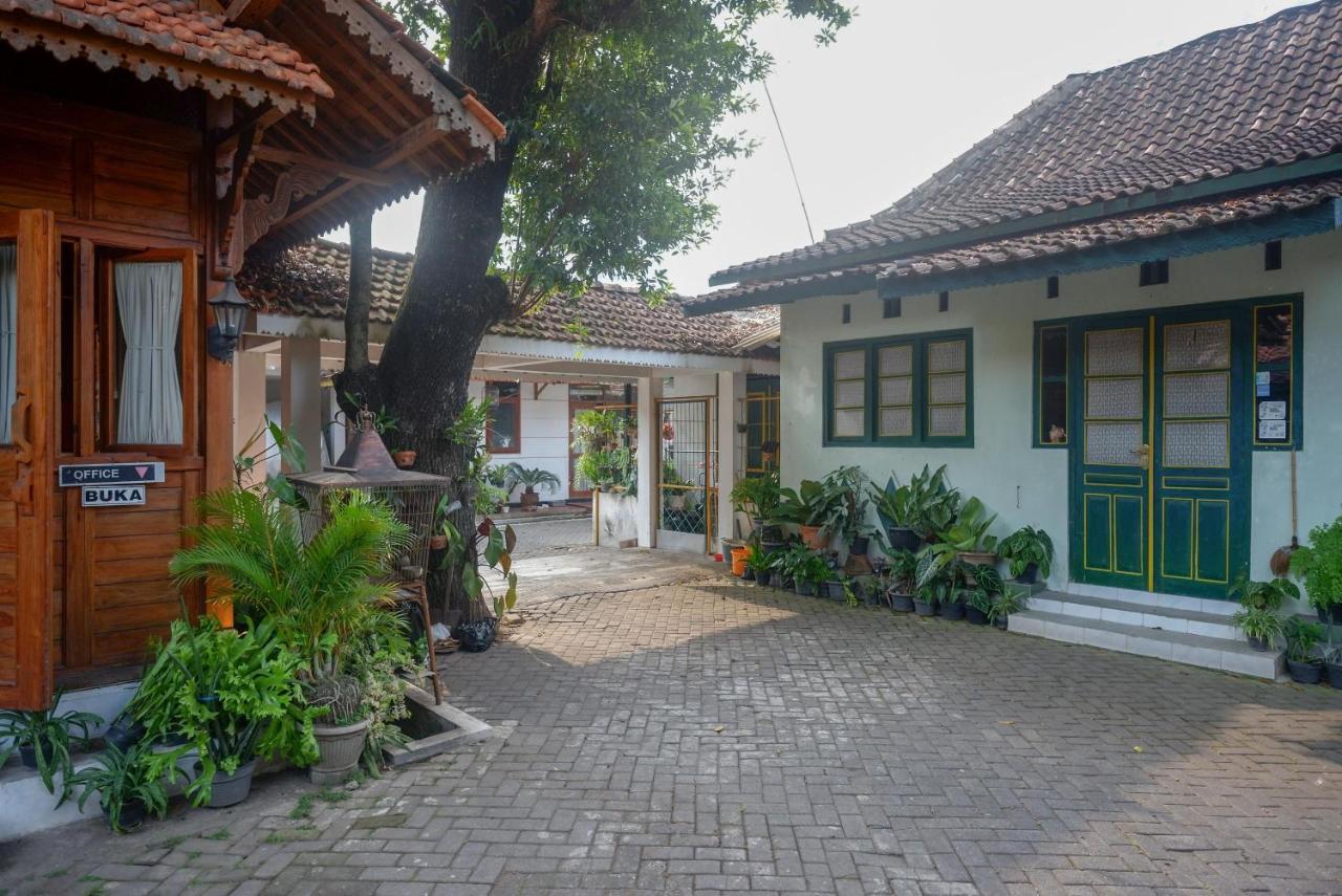 Reddoorz Syariah Near Plengkung Gading 2 Ξενοδοχείο Γιογκιακάρτα Εξωτερικό φωτογραφία