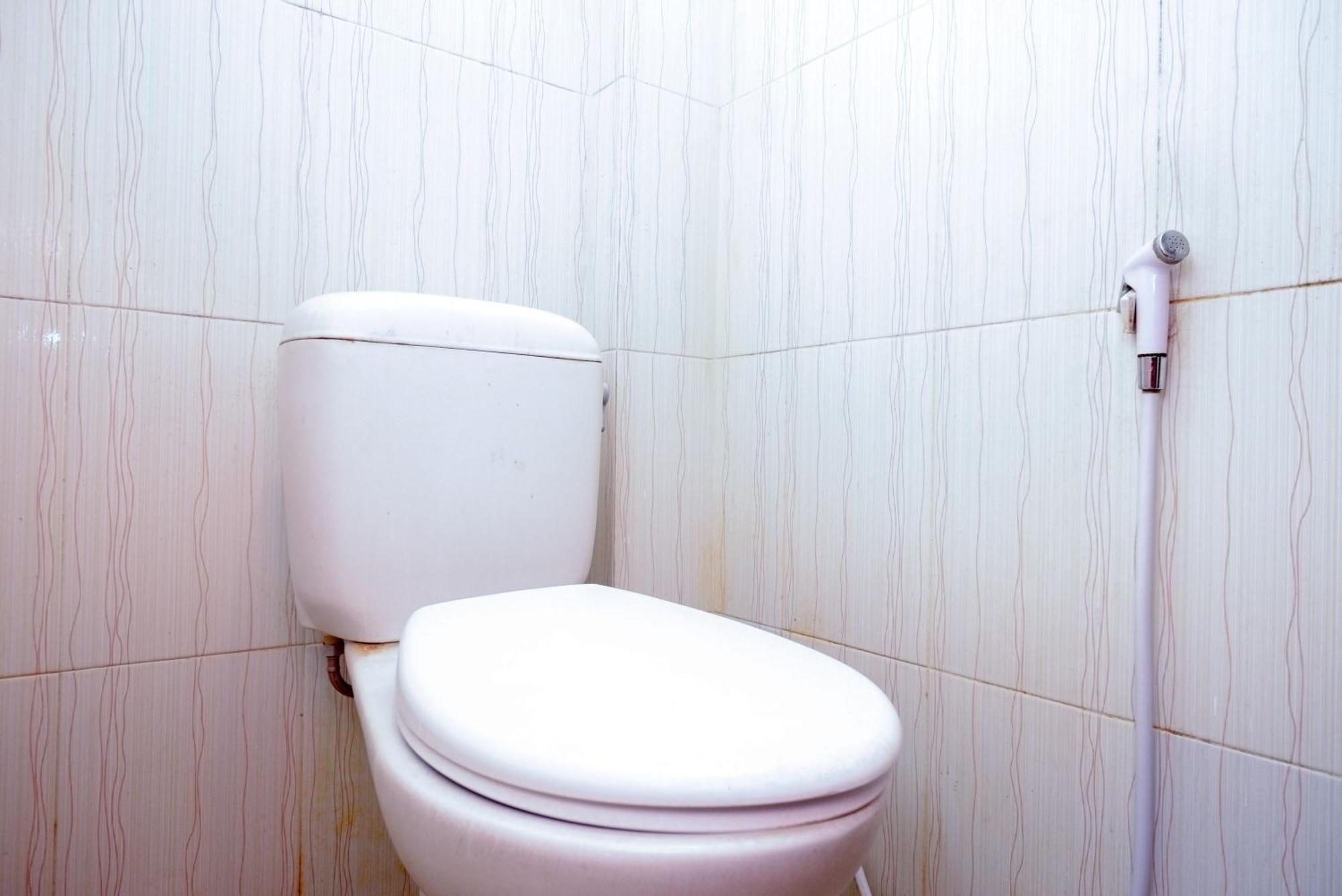 Reddoorz Syariah Near Plengkung Gading 2 Ξενοδοχείο Γιογκιακάρτα Δωμάτιο φωτογραφία